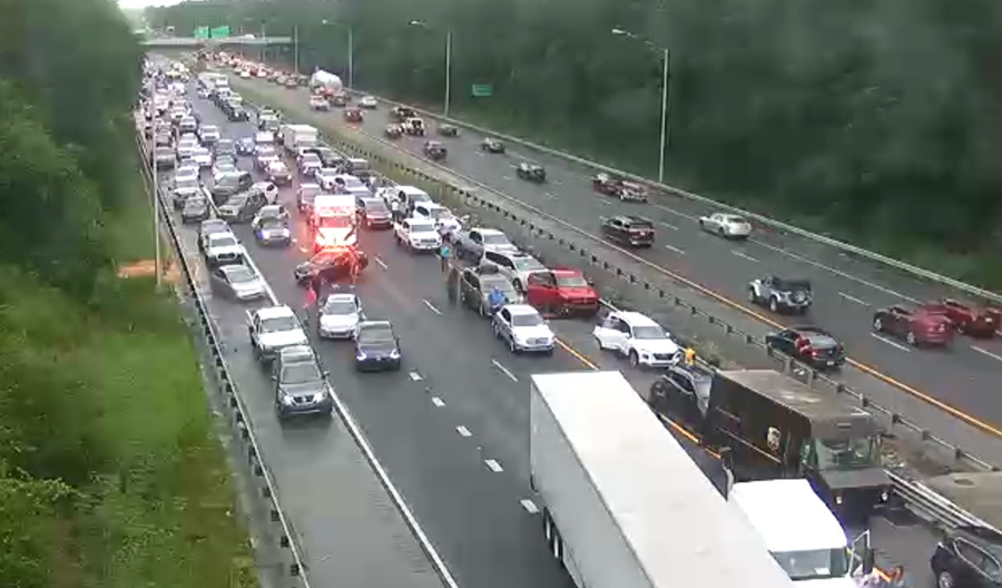 I10 Westbound In Pensacola Closed By Wrecks Involving Around 20