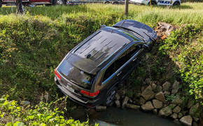 Vehicle Crashes Into A Deep Ditch At The Alabama-Florida State Line