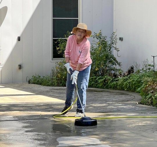 Ascend-Roy-Hyatt-2003