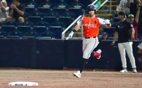 Blue Wahoos Overcome Early Deficit, Stun Shuckers 9-6
