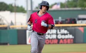 Wahoos Win Extra-Inning Thriller in Montgomery