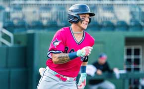 Blue Wahoos Split Doubleheader In Columbus