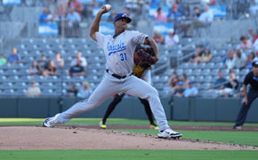 Blue Wahoos Rock Knoxville Behind Dishmey, Compton