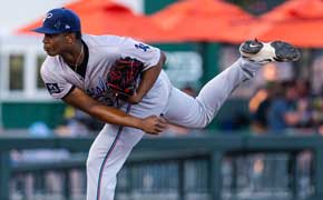 Wahoos Powered Down by Clingstones in 4-1 Defeat