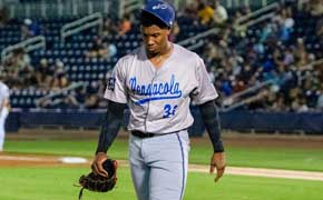 Blue Wahoos Eliminated From Playoffs In 8-3 Loss To Shuckers