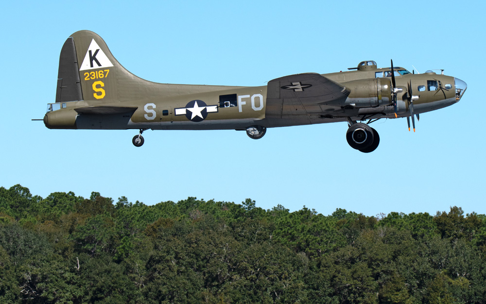 B-17 Bomber Flies The Skies Above Escambia County : NorthEscambia.com
