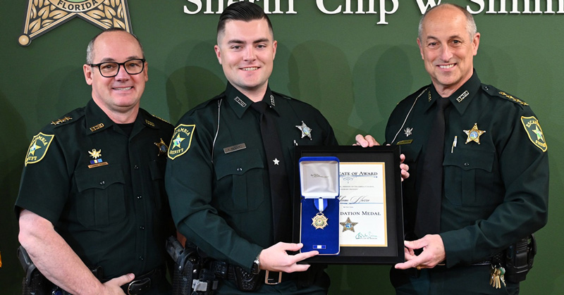 ECSO Presents Officer Of The Year, Other Awards : NorthEscambia.com - Vimarsana News
